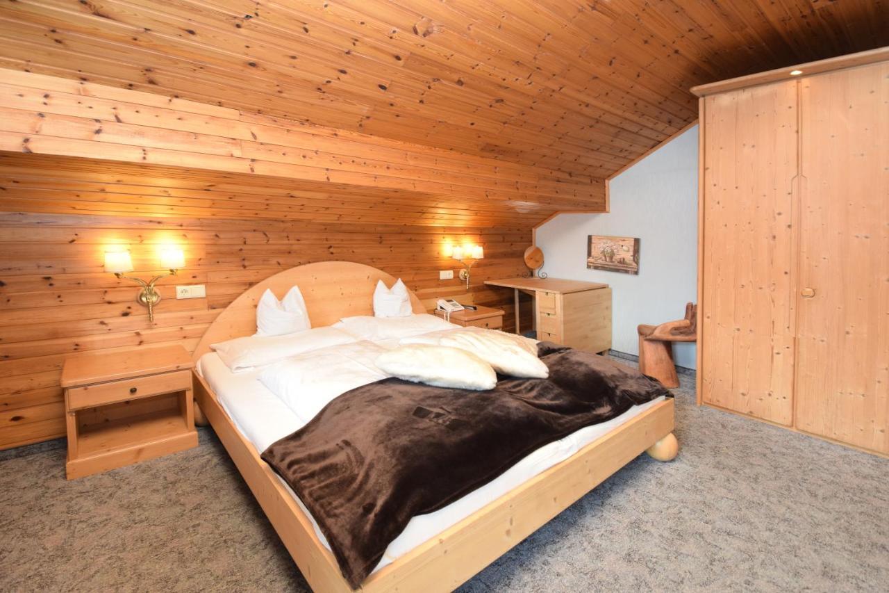 Hotel Olympia Monguelfo-Tesido / Welsberg-Taisten