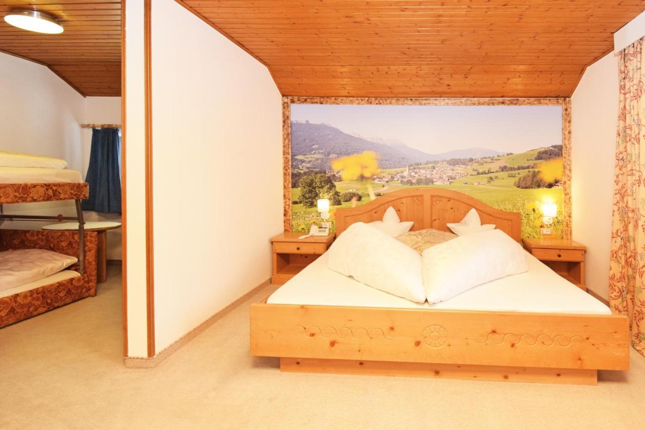 Olympia Hotel 3*